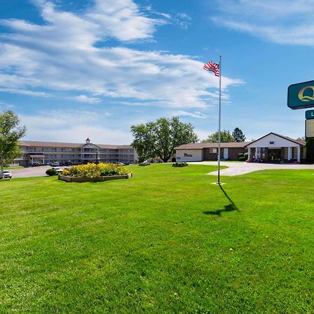 Quality Inn Lakefront Saint Ignace Ngoại thất bức ảnh