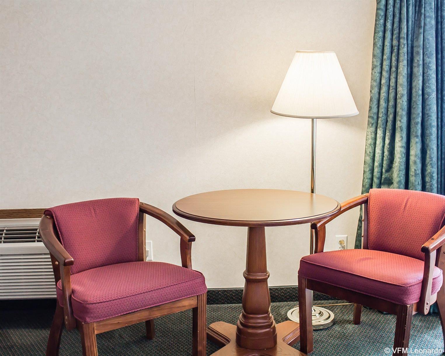 Quality Inn Lakefront Saint Ignace Ngoại thất bức ảnh