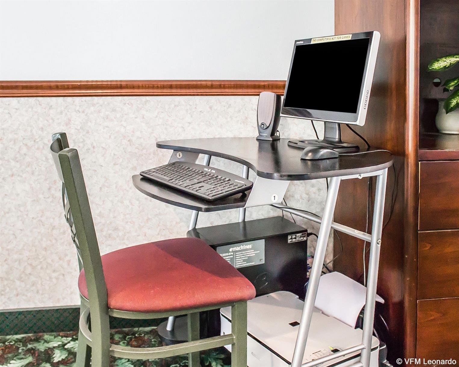 Quality Inn Lakefront Saint Ignace Ngoại thất bức ảnh