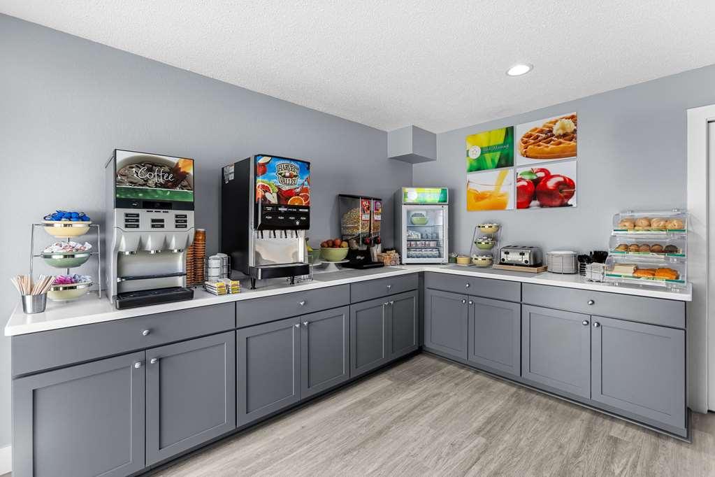 Quality Inn Lakefront Saint Ignace Nhà hàng bức ảnh